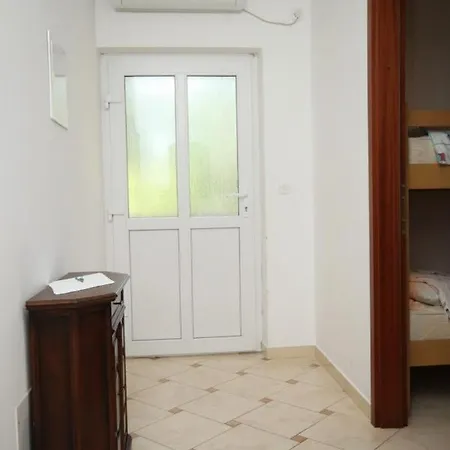 Apartment With Parking Space Moscenicka Draga, Opatija - 2327 Mošćenička Draga